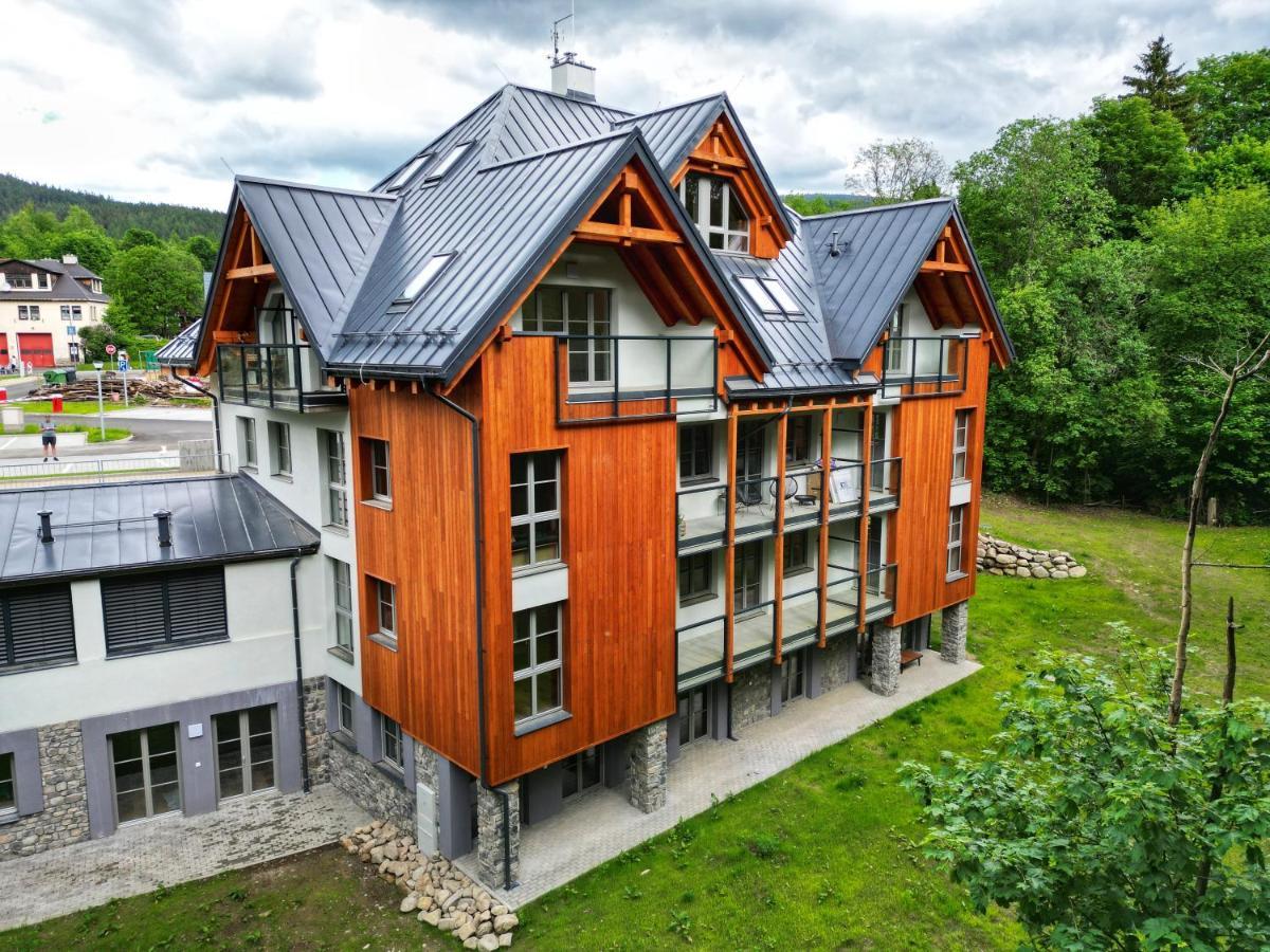 Apartment Alaska Харачов Екстериор снимка