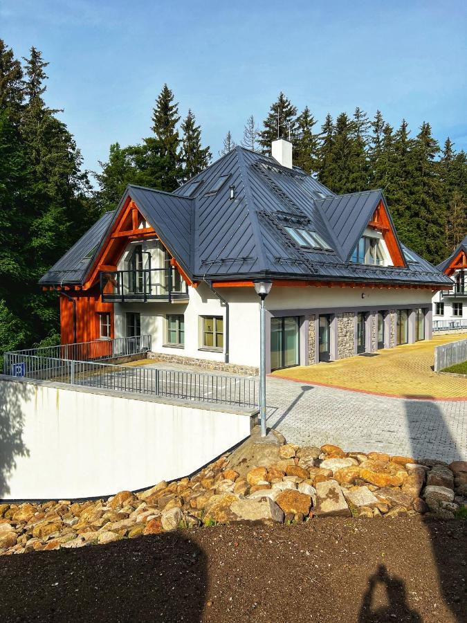 Apartment Alaska Харачов Екстериор снимка